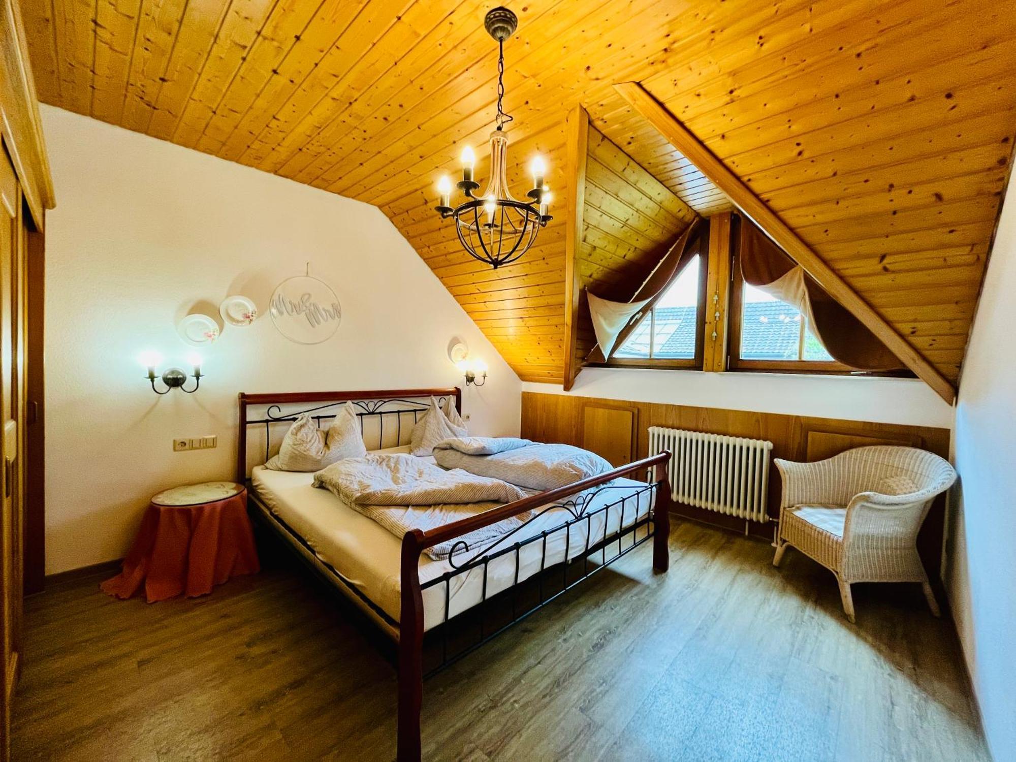 Goldener Hahn B&B Baiersbronn - Ferienwohnungen Mit Hotel Service Nahe Gartenschau Tal X Phòng bức ảnh