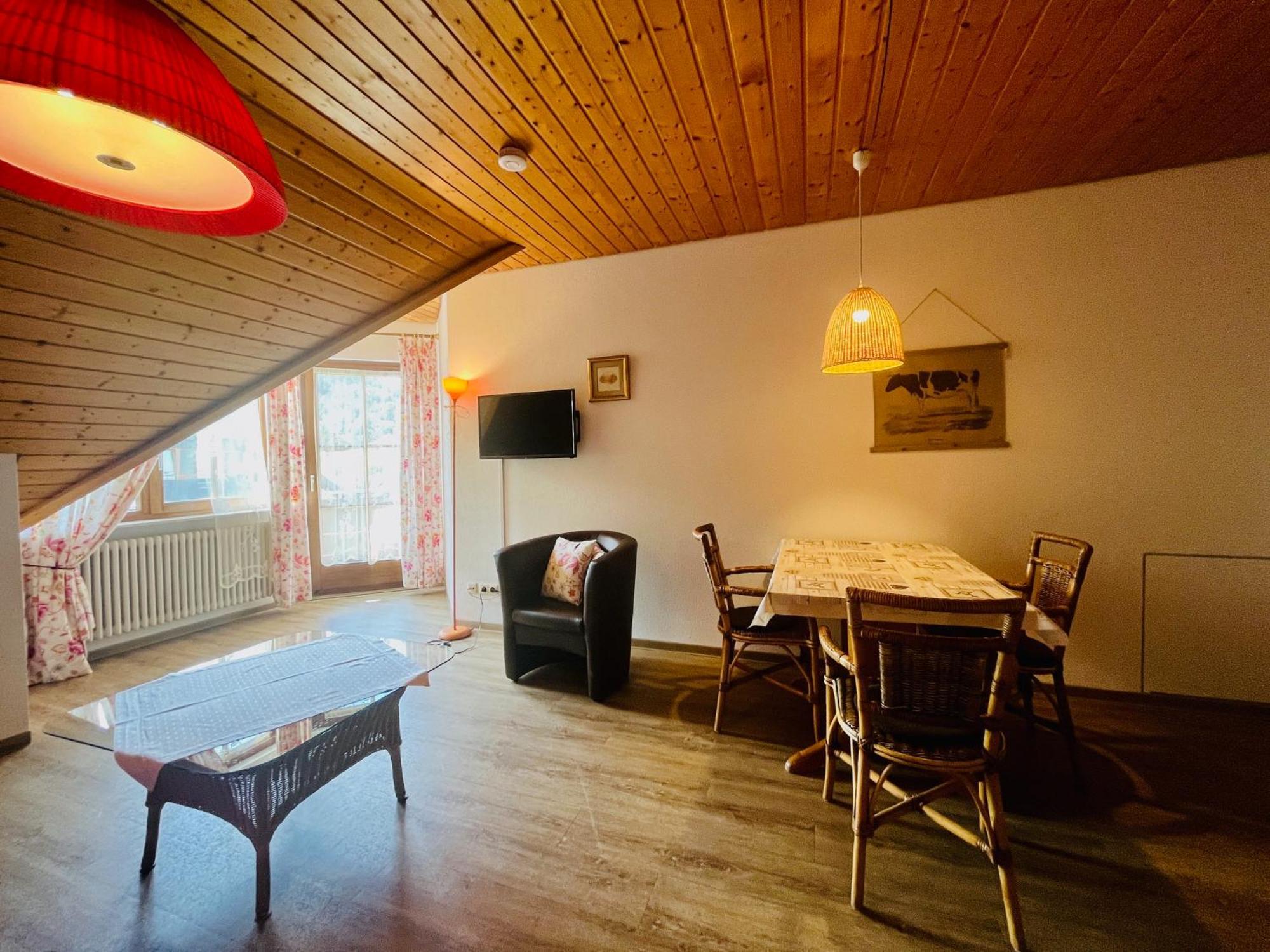 Goldener Hahn B&B Baiersbronn - Ferienwohnungen Mit Hotel Service Nahe Gartenschau Tal X Phòng bức ảnh