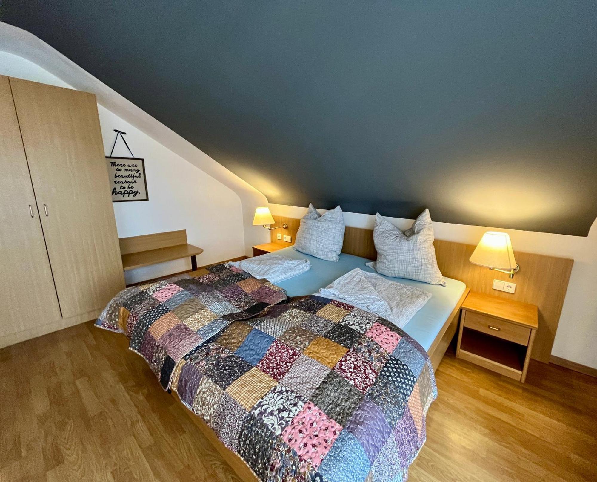 Goldener Hahn B&B Baiersbronn - Ferienwohnungen Mit Hotel Service Nahe Gartenschau Tal X Phòng bức ảnh
