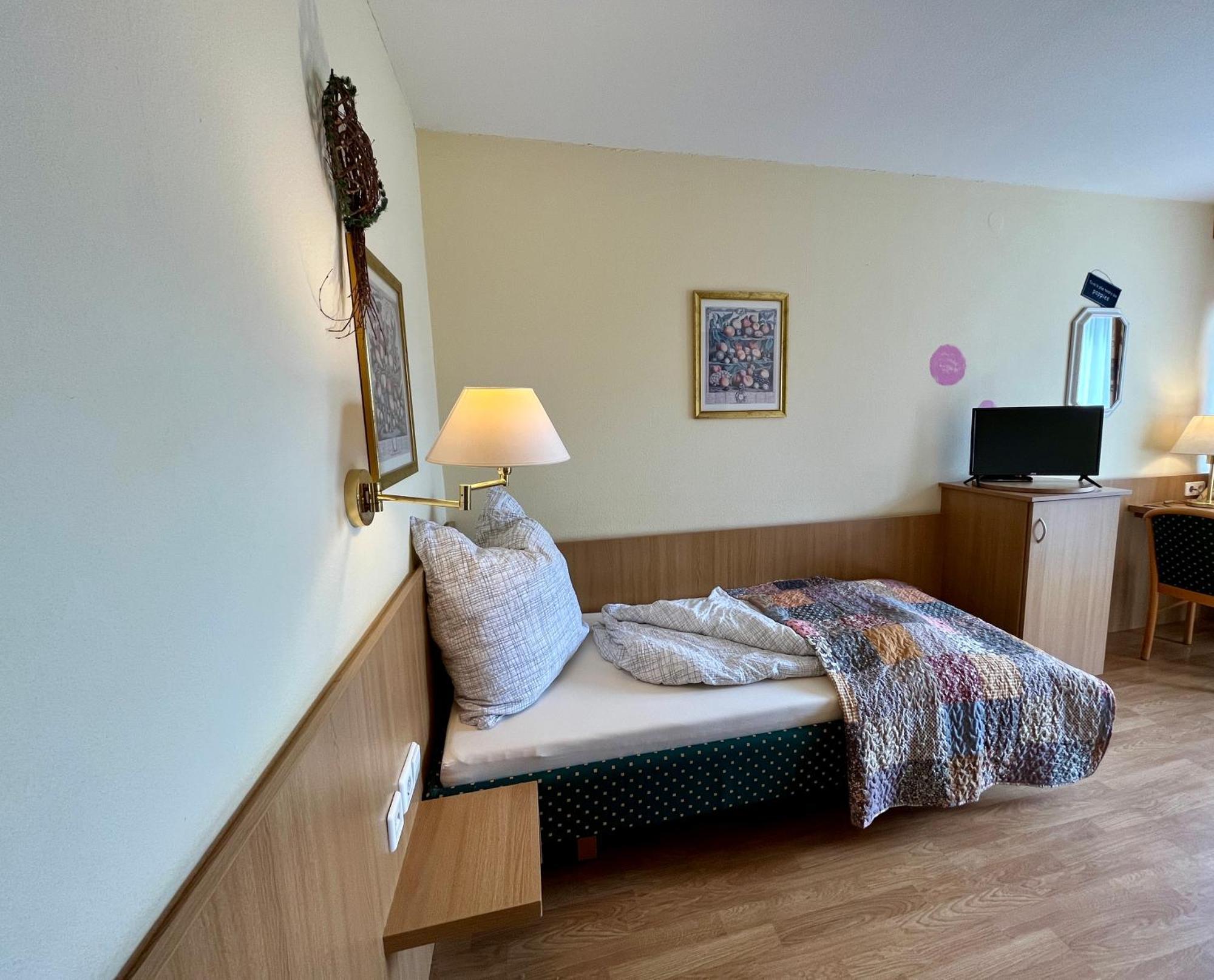 Goldener Hahn B&B Baiersbronn - Ferienwohnungen Mit Hotel Service Nahe Gartenschau Tal X Phòng bức ảnh