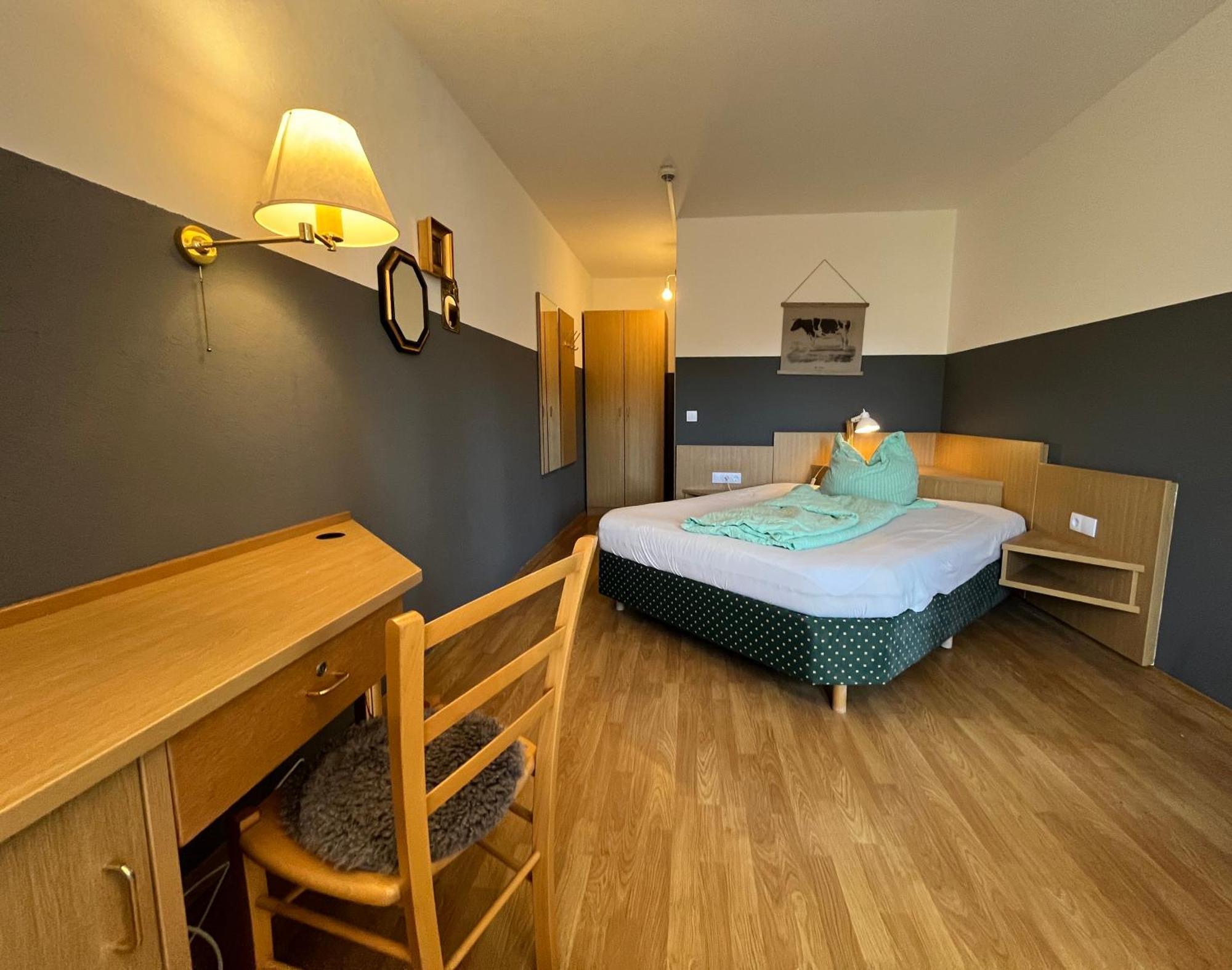 Goldener Hahn B&B Baiersbronn - Ferienwohnungen Mit Hotel Service Nahe Gartenschau Tal X Phòng bức ảnh