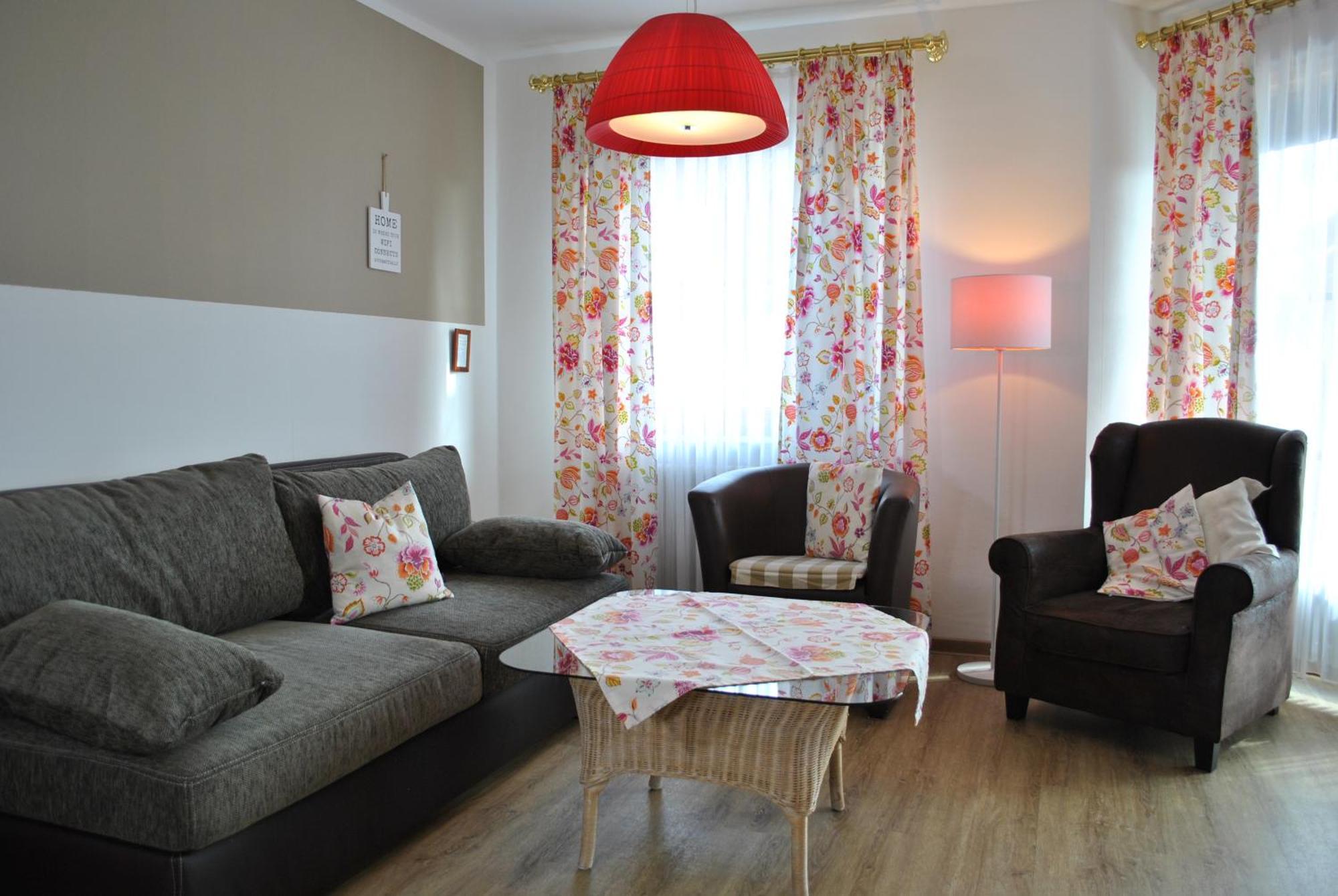 Goldener Hahn B&B Baiersbronn - Ferienwohnungen Mit Hotel Service Nahe Gartenschau Tal X Phòng bức ảnh
