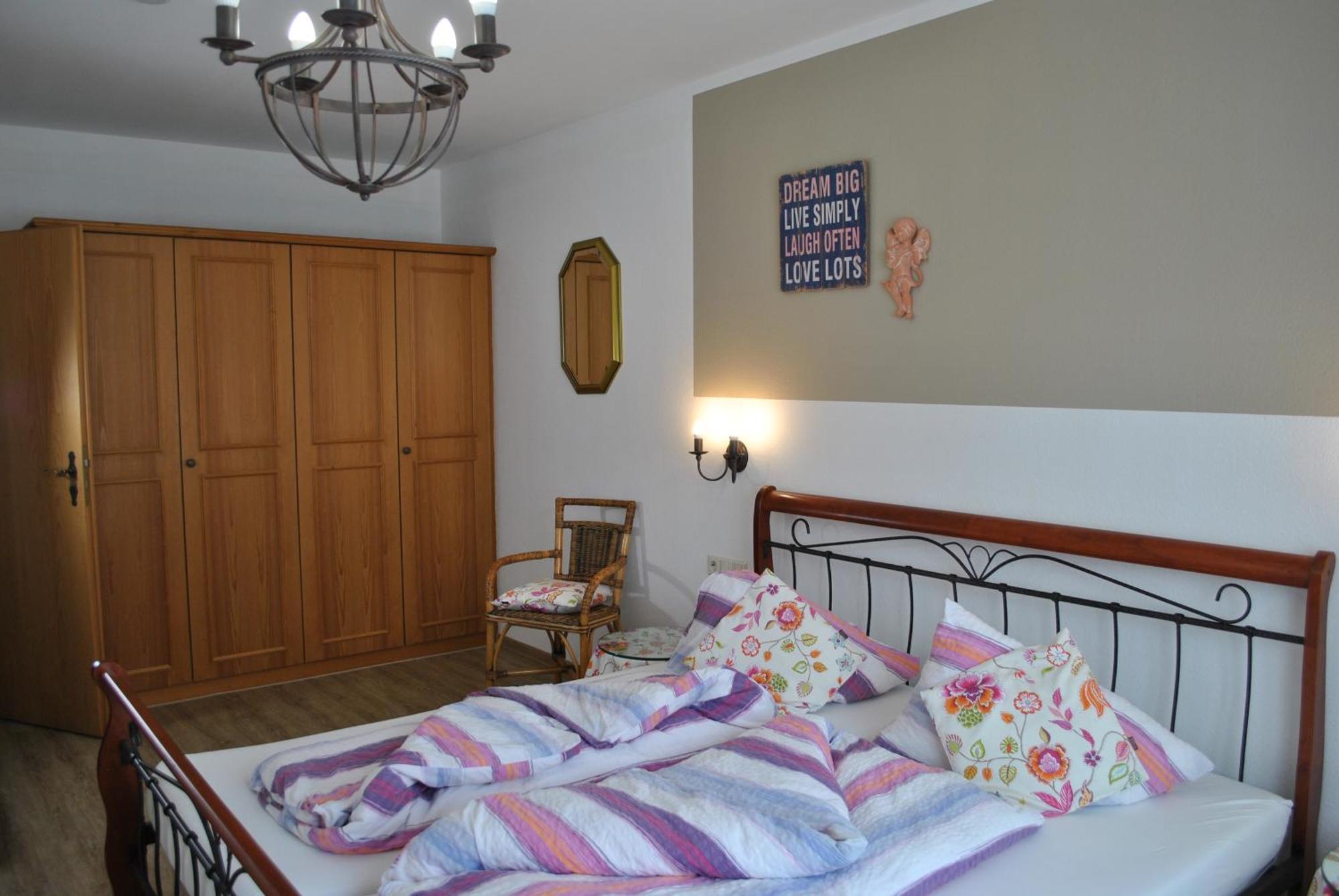 Goldener Hahn B&B Baiersbronn - Ferienwohnungen Mit Hotel Service Nahe Gartenschau Tal X Phòng bức ảnh